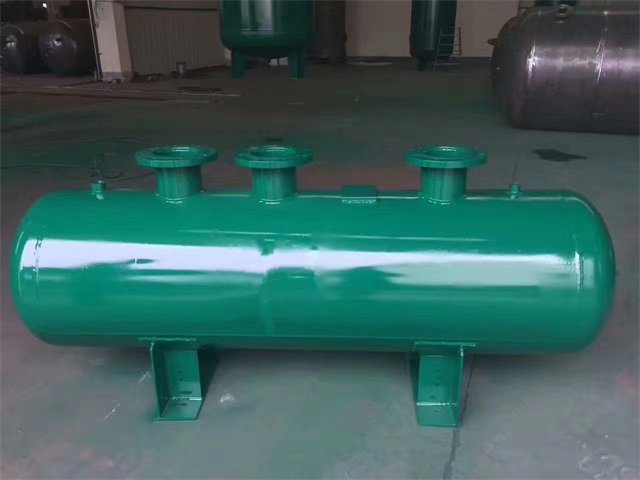 武江武江武江蒸汽分气缸1.jpeg